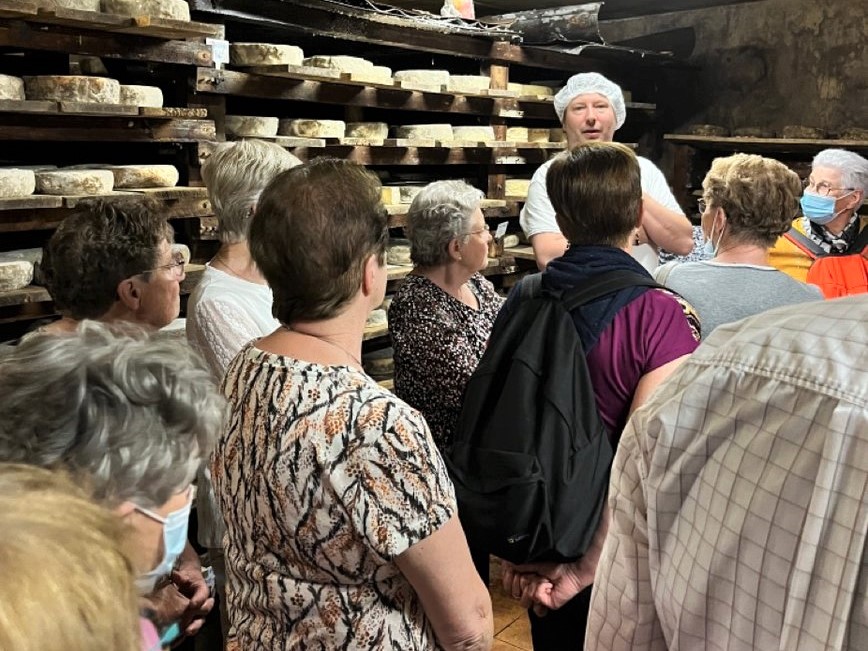 Gerberoy visite fromagerie seniors