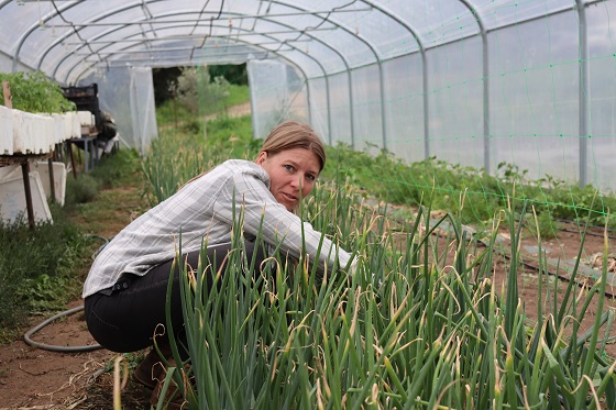 Laura Peretti. Ajaccio corse. se teste en agriculture