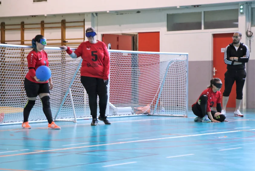 équipe de France féminine de Goalball, lors du championnat de France à Suresnes début juin. JO Handicap